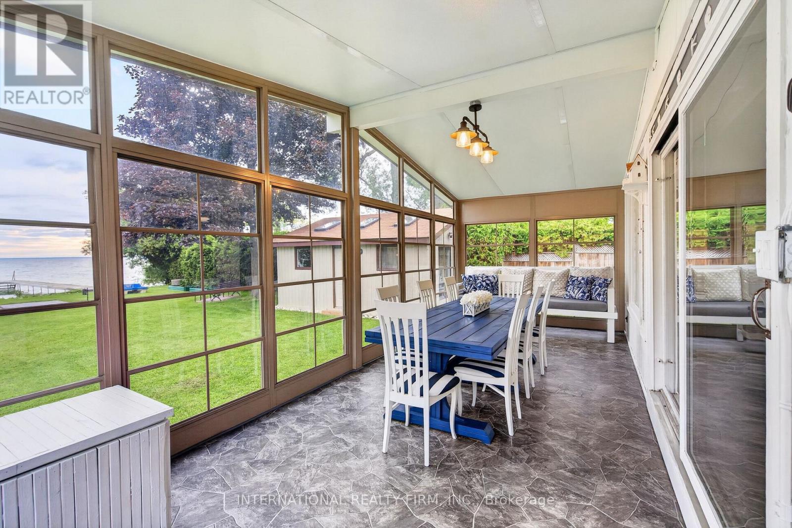2032 LAKESHORE DRIVE - 14