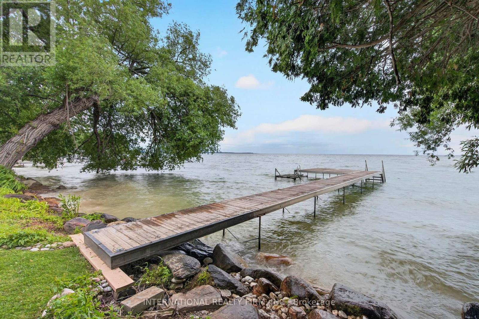 2032 LAKESHORE DRIVE - 29