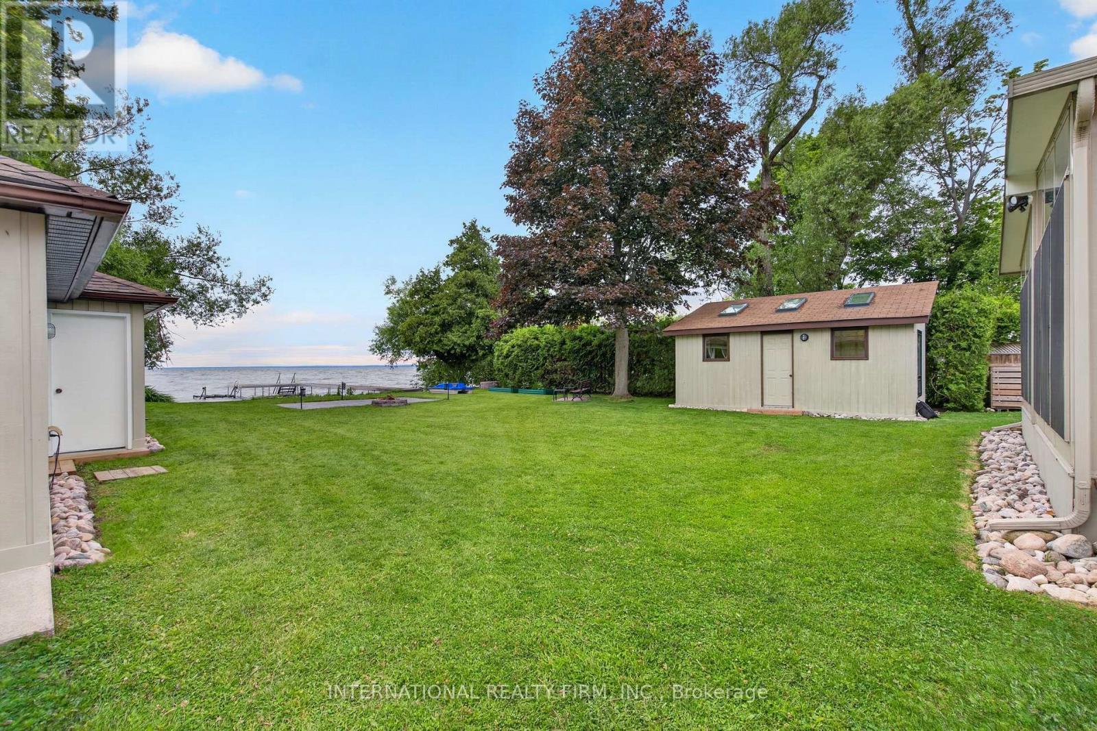 2032 LAKESHORE DRIVE - 49