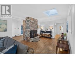 2032 Lakeshore Drive, Ramara, ON L0K1B0 Photo 9