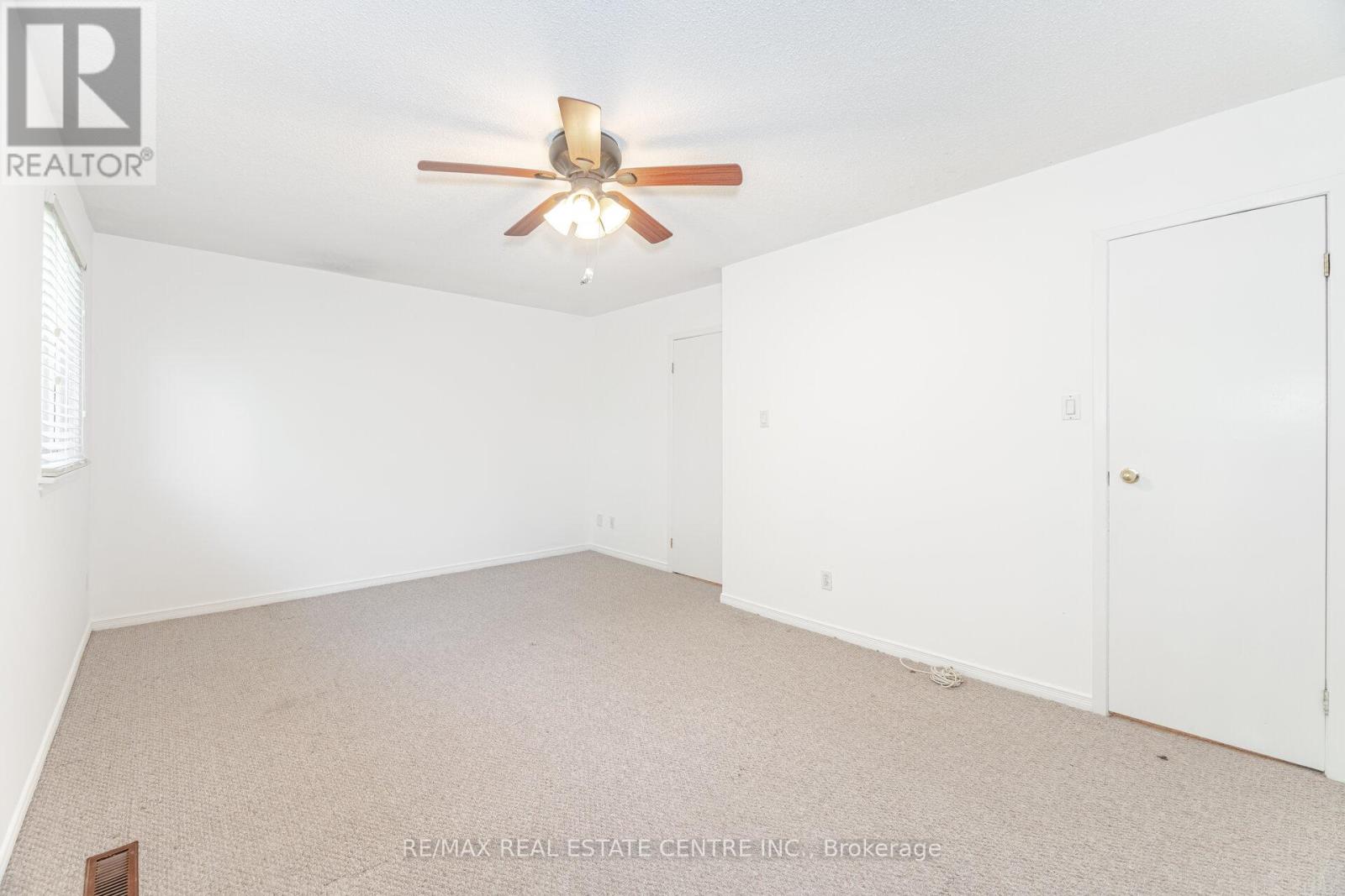 122 MOREGATE CRESCENT - 30