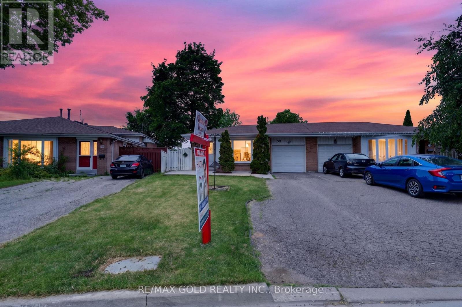 53 DALRAITH CRESCENT - 1