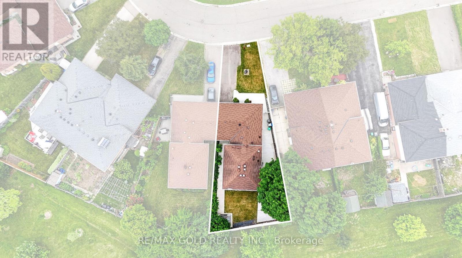53 DALRAITH CRESCENT - 34