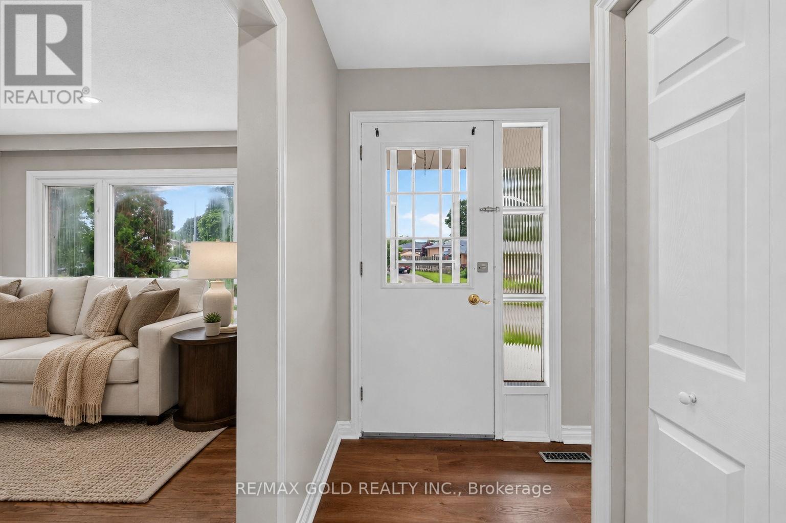 53 DALRAITH CRESCENT - 6