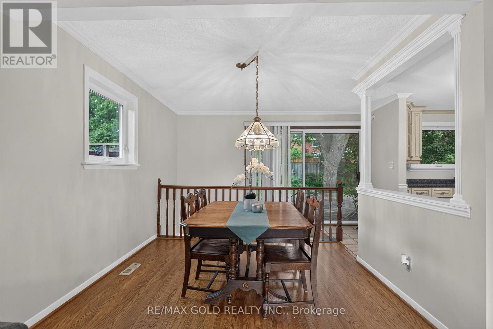 17 DUKE ROAD - 13