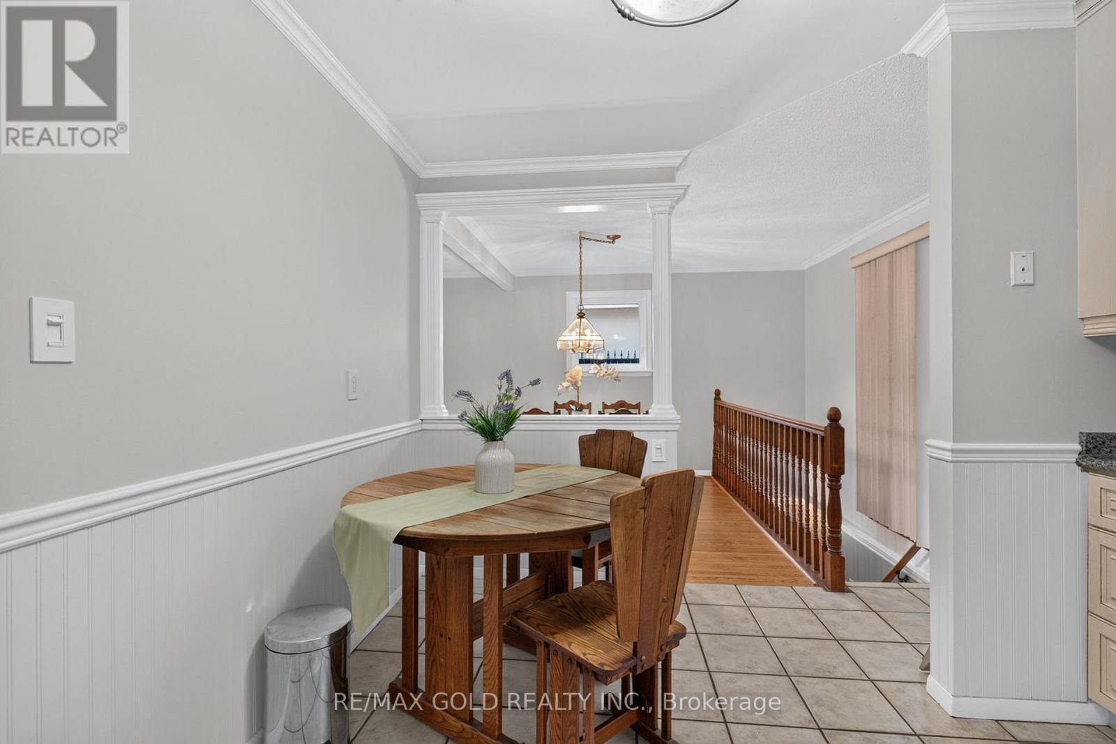 17 DUKE ROAD - 22
