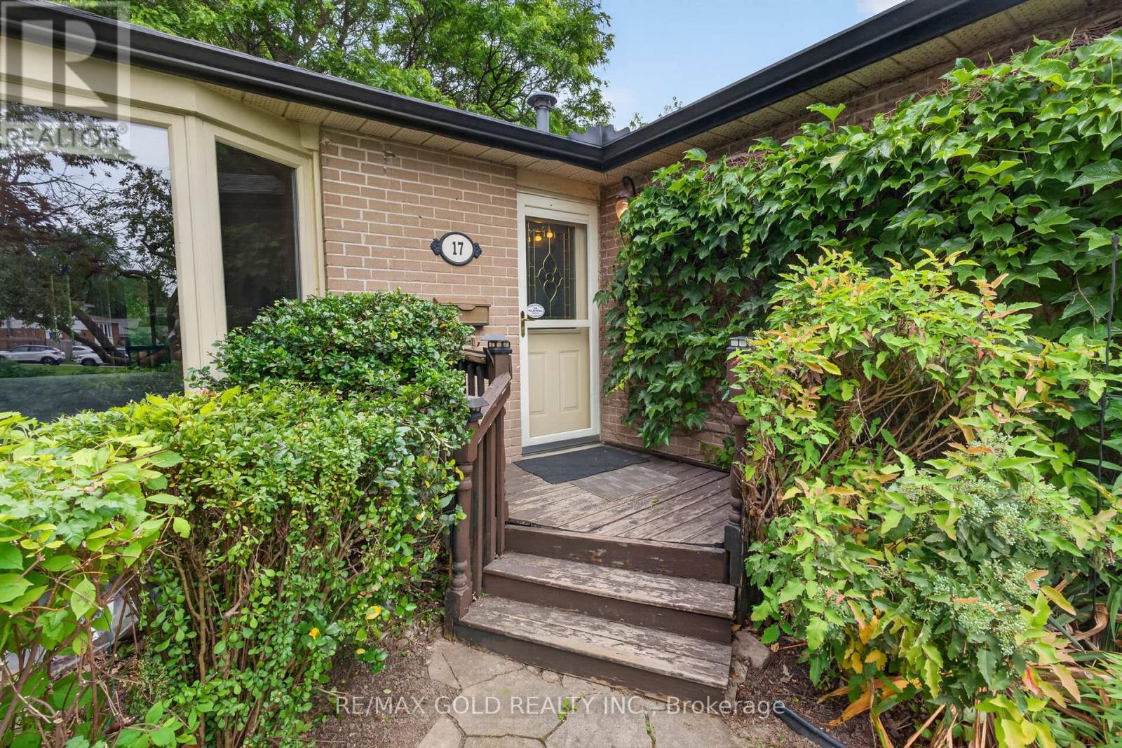 17 DUKE ROAD - 4