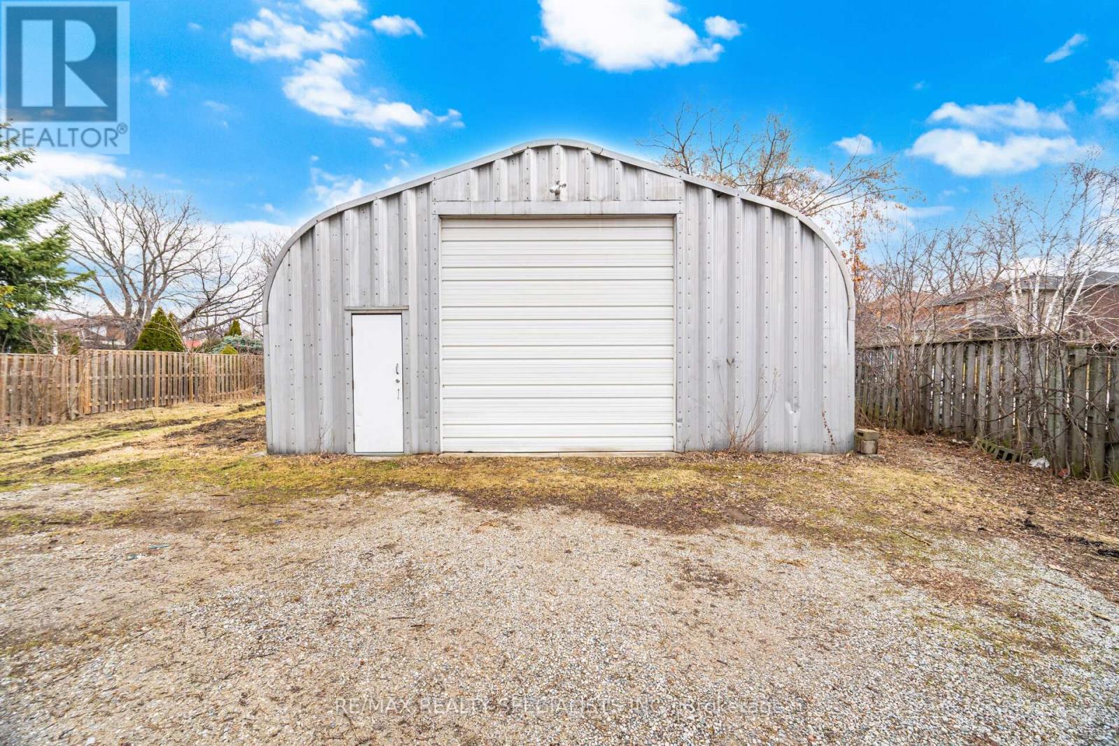 2131 CAWTHRA ROAD - 41