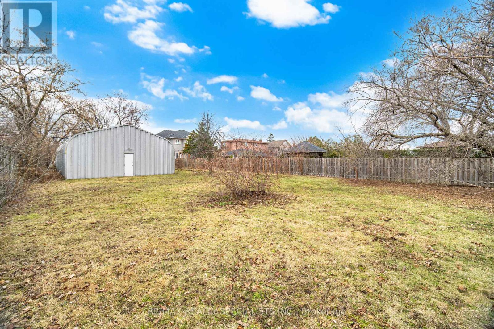 2131 CAWTHRA ROAD - 45