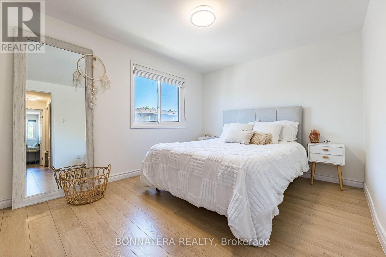 2097 MARINE DRIVE - 22