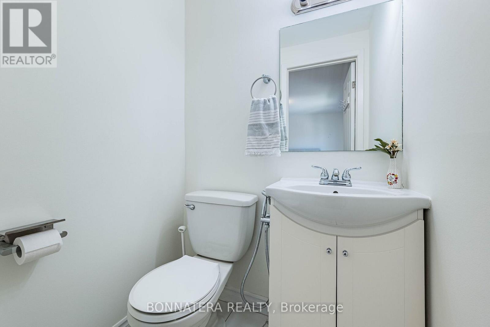 2097 MARINE DRIVE - 26