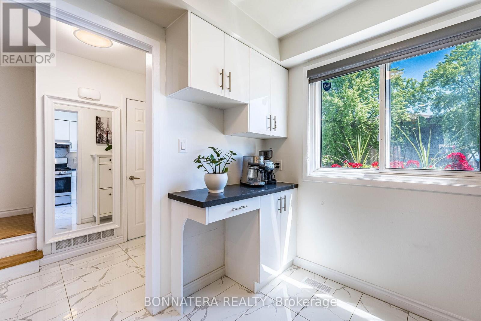 2097 MARINE DRIVE - 9