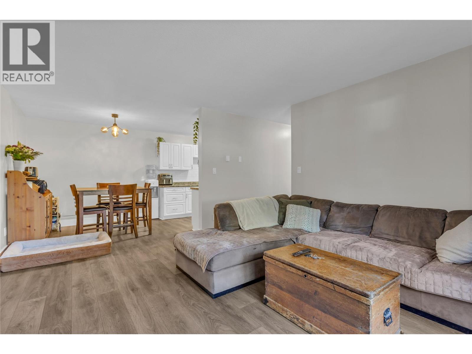 #186 3854 Gordon Drive - 2