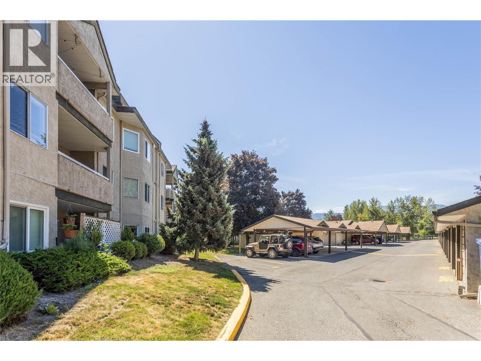 #186 3854 Gordon Drive - 21