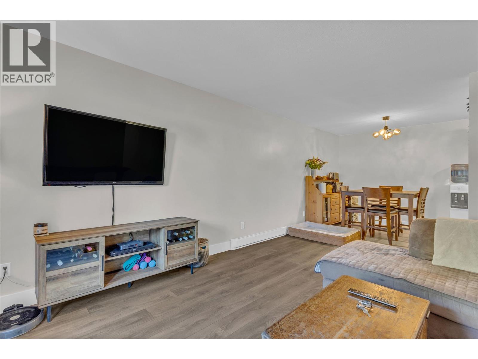 #186 3854 Gordon Drive - 3