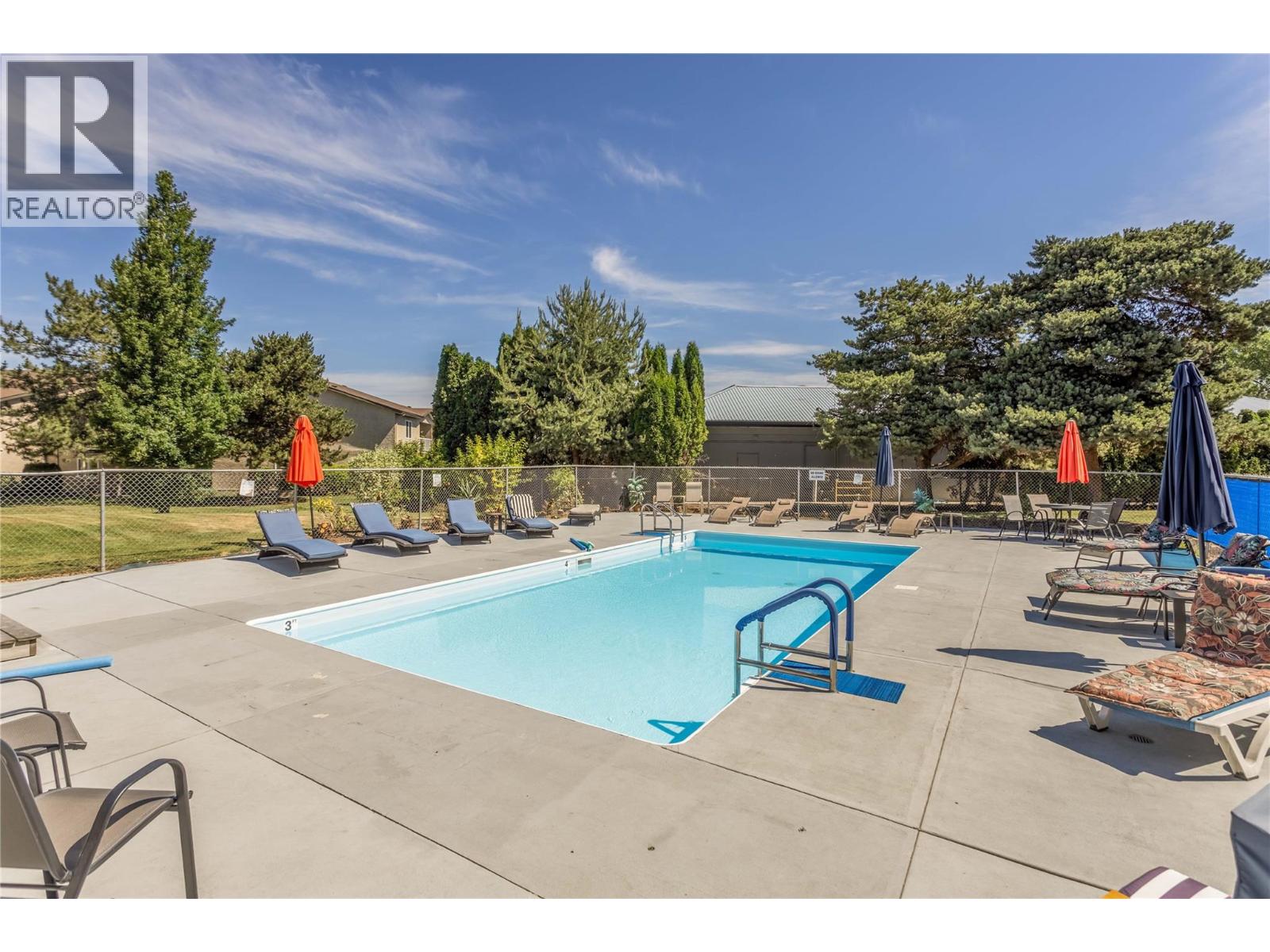 #186 3854 Gordon Drive - 30