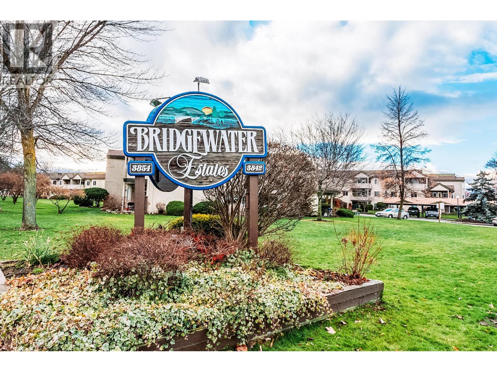 #186 3854 Gordon Drive - 36