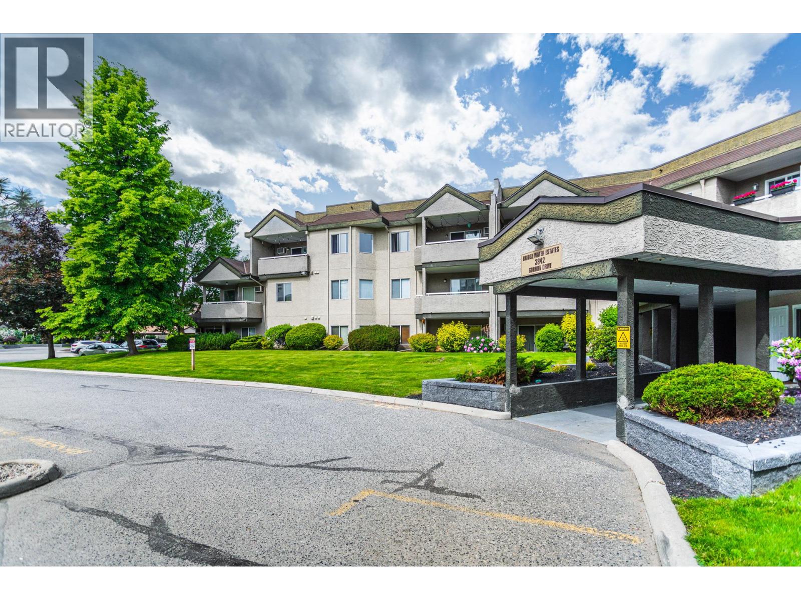 #186 3854 Gordon Drive - 45