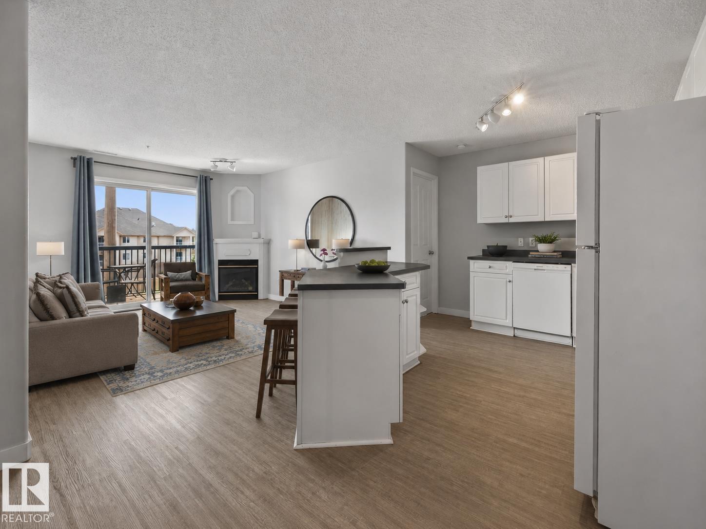 #319 16303 95 ST NW - 2