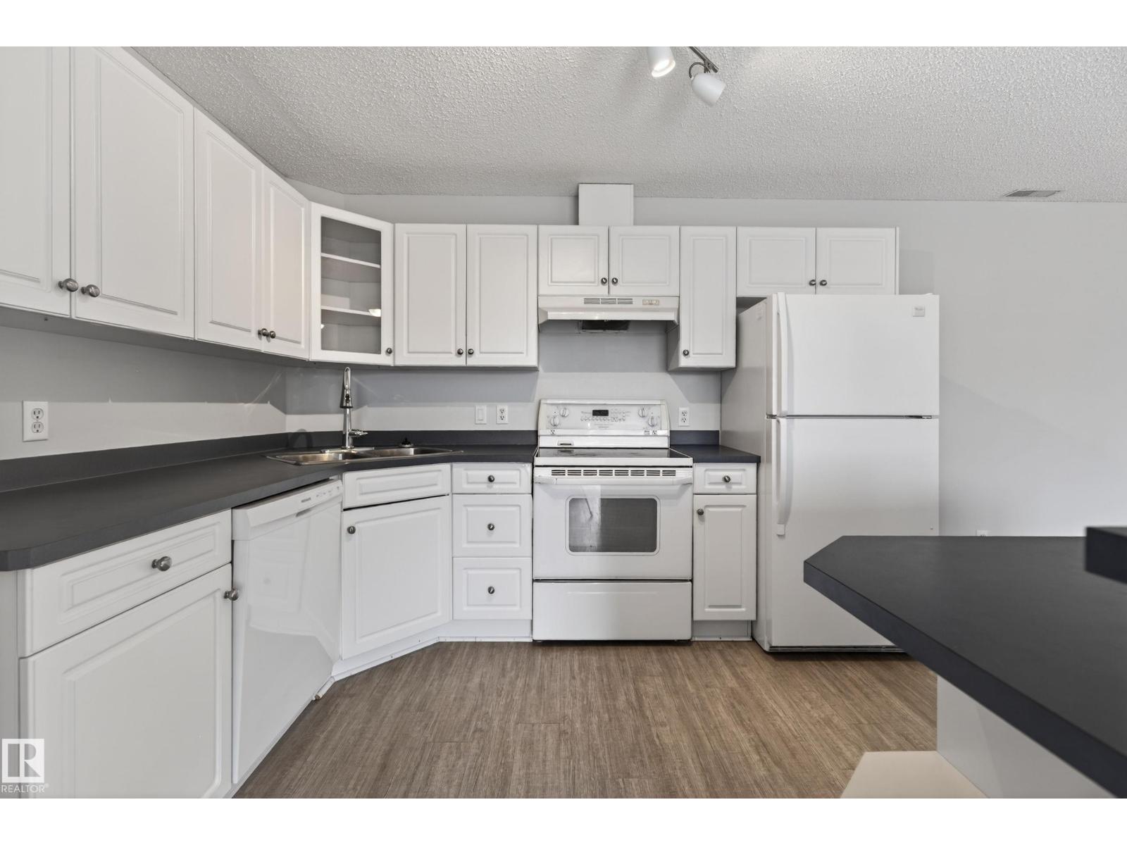 #319 16303 95 ST NW - 10