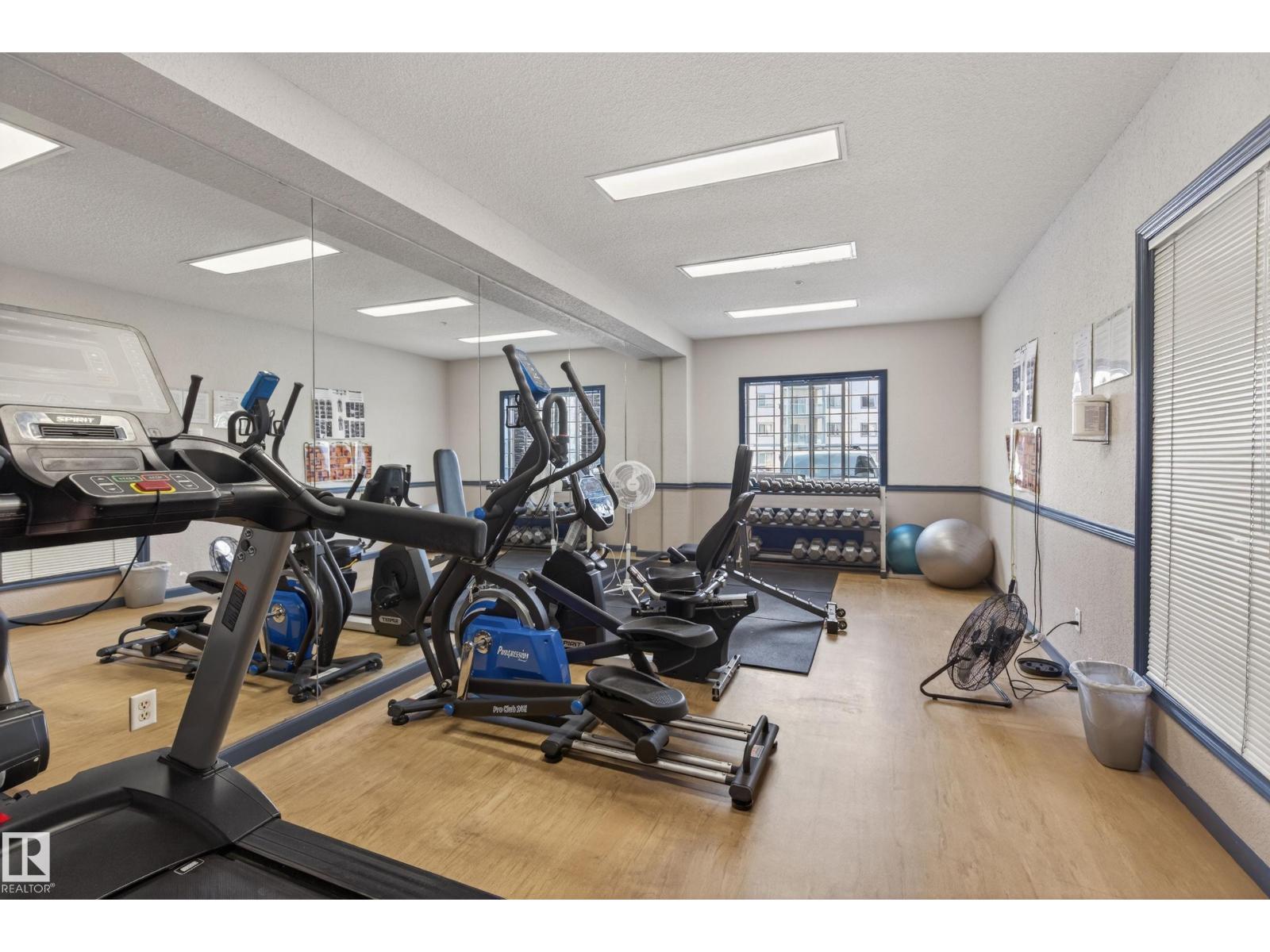 #319 16303 95 ST NW - 27