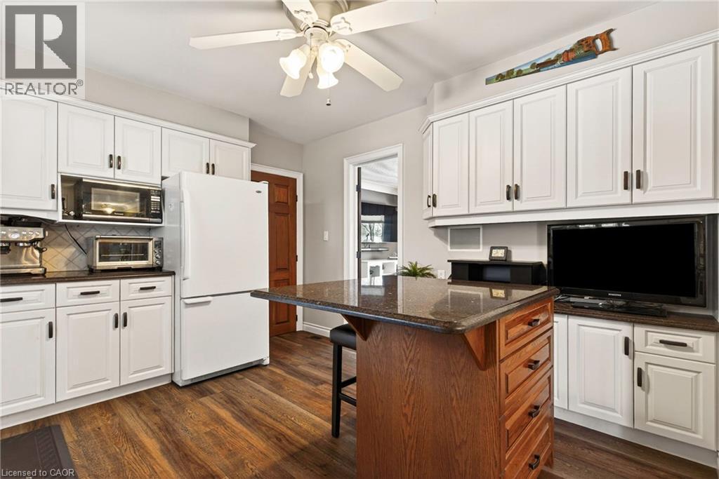 3076 GRASSIE Road - 22