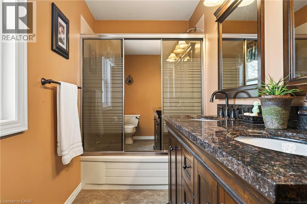 3076 GRASSIE Road - 38