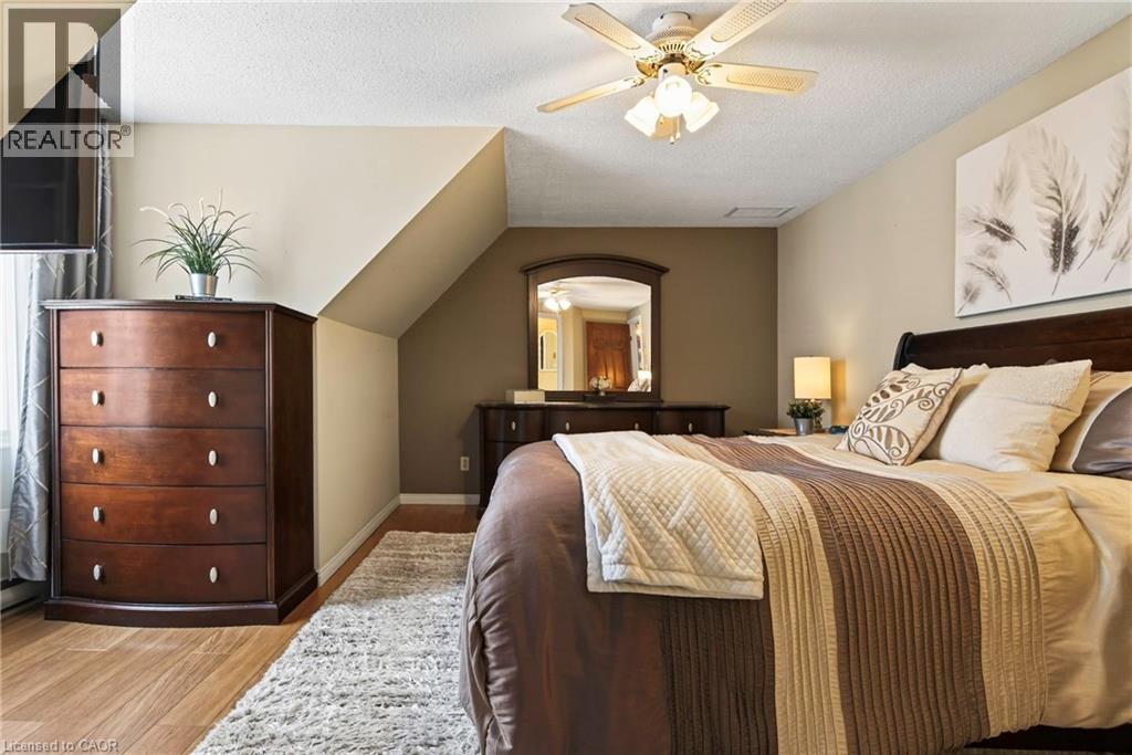3076 GRASSIE Road - 35