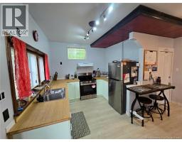 666 King, Bathurst, NB E2A1R1 Photo 15