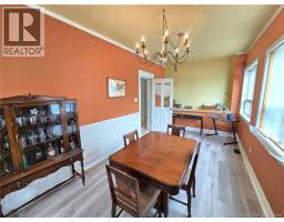 666 King, Bathurst, NB E2A1R1 Photo 19