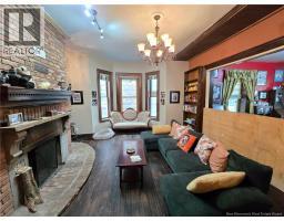 666 King, Bathurst, NB E2A1R1 Photo 23