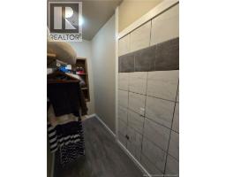 666 King, Bathurst, NB E2A1R1 Photo 42
