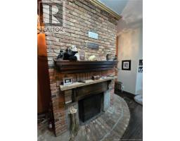 666 King, Bathurst, NB E2A1R1 Photo 22