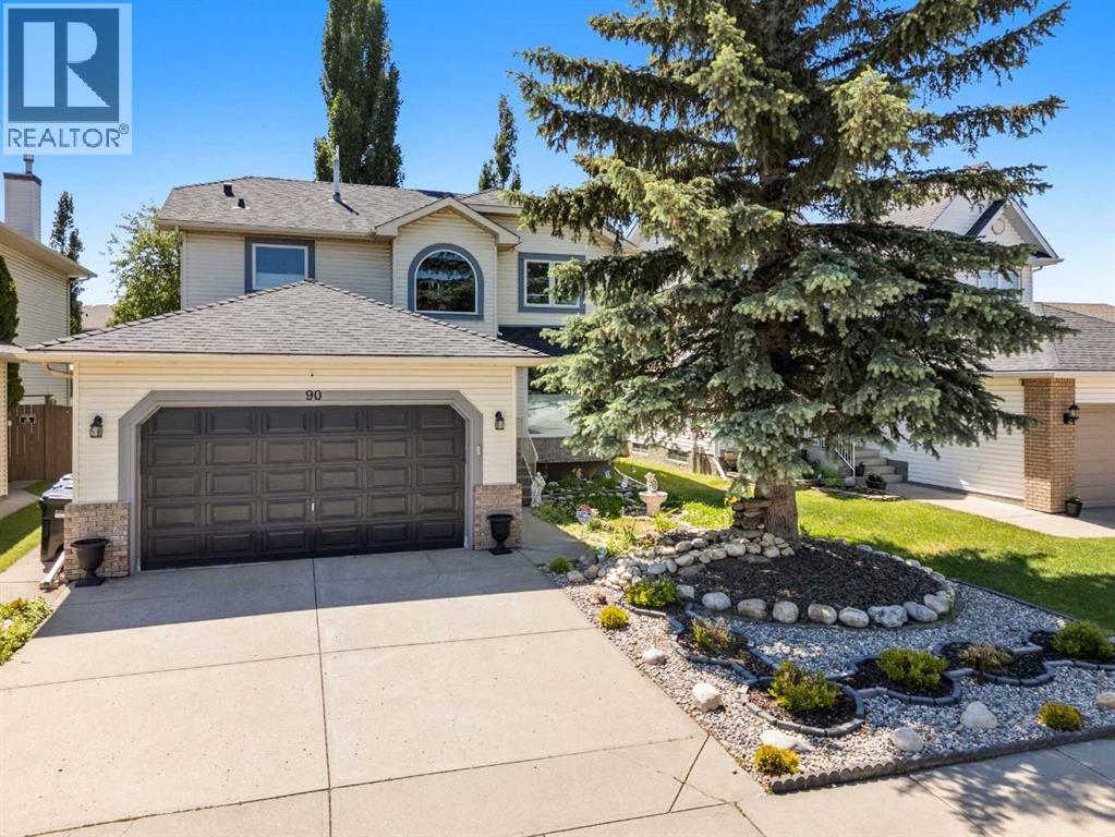 90 Riverview Circle SE - 1