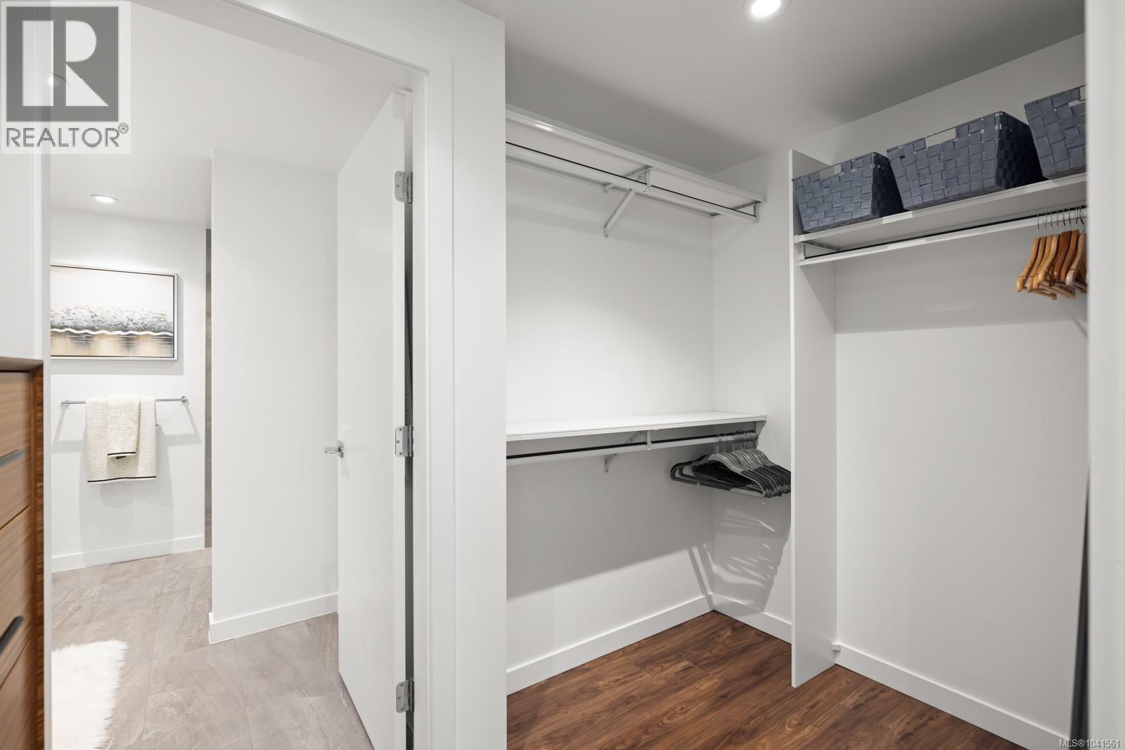 #303 369 Tyee Rd - 22
