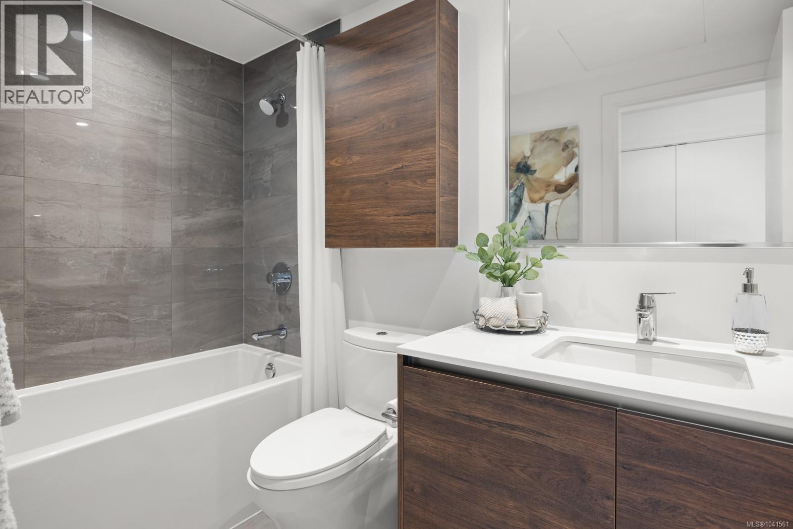 #303 369 Tyee Rd - 27