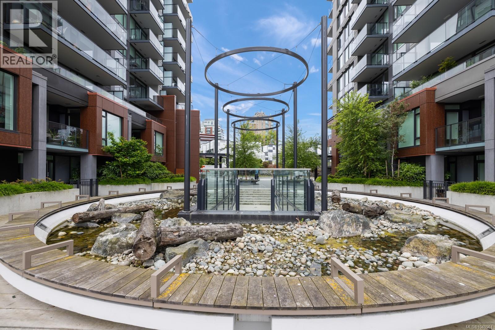 #303 369 Tyee Rd - 3