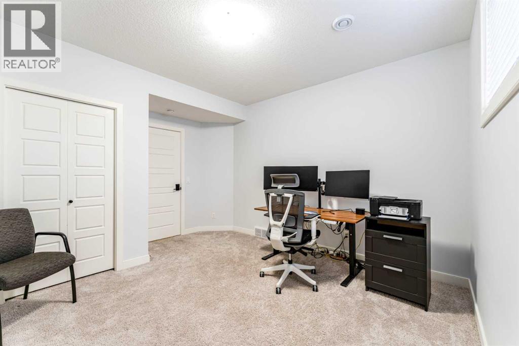 54 Evansfield Green NW - 45