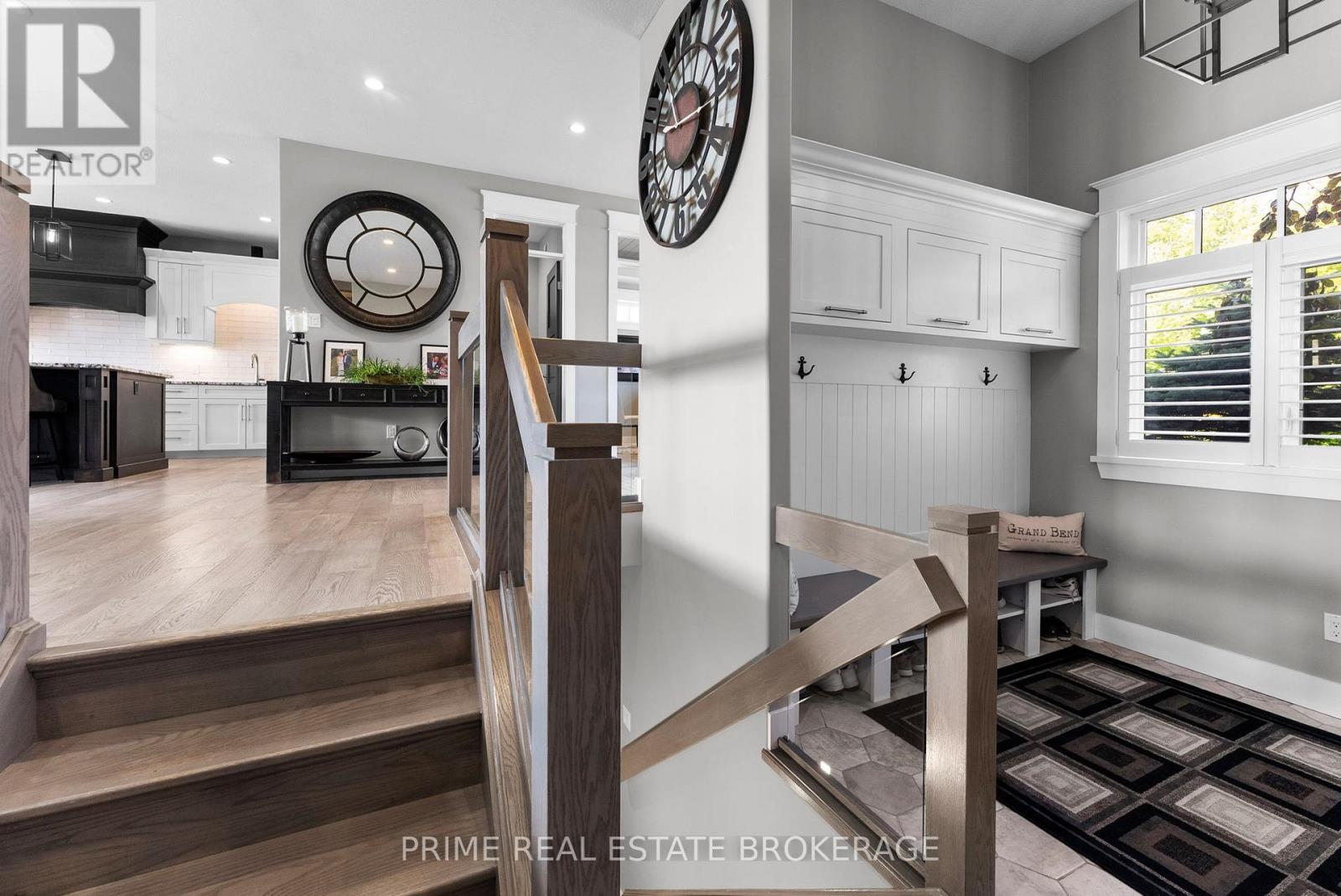 34 ERIN PLACE - 28