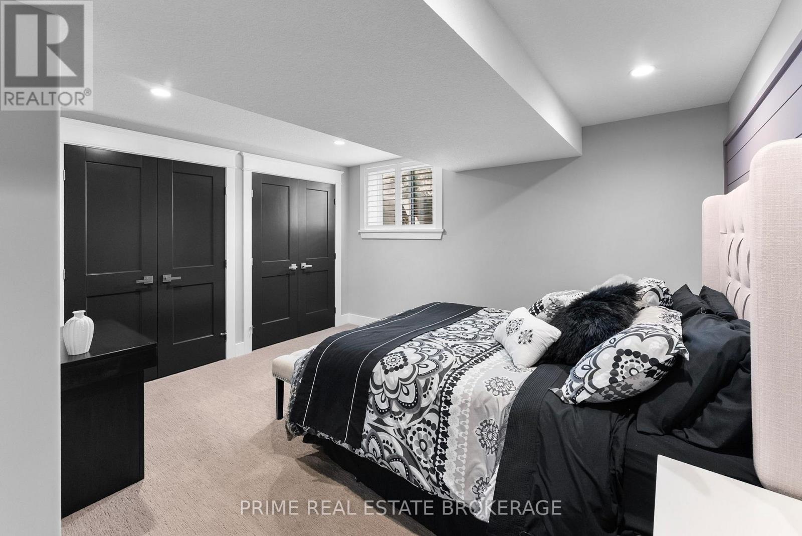 34 ERIN PLACE - 34