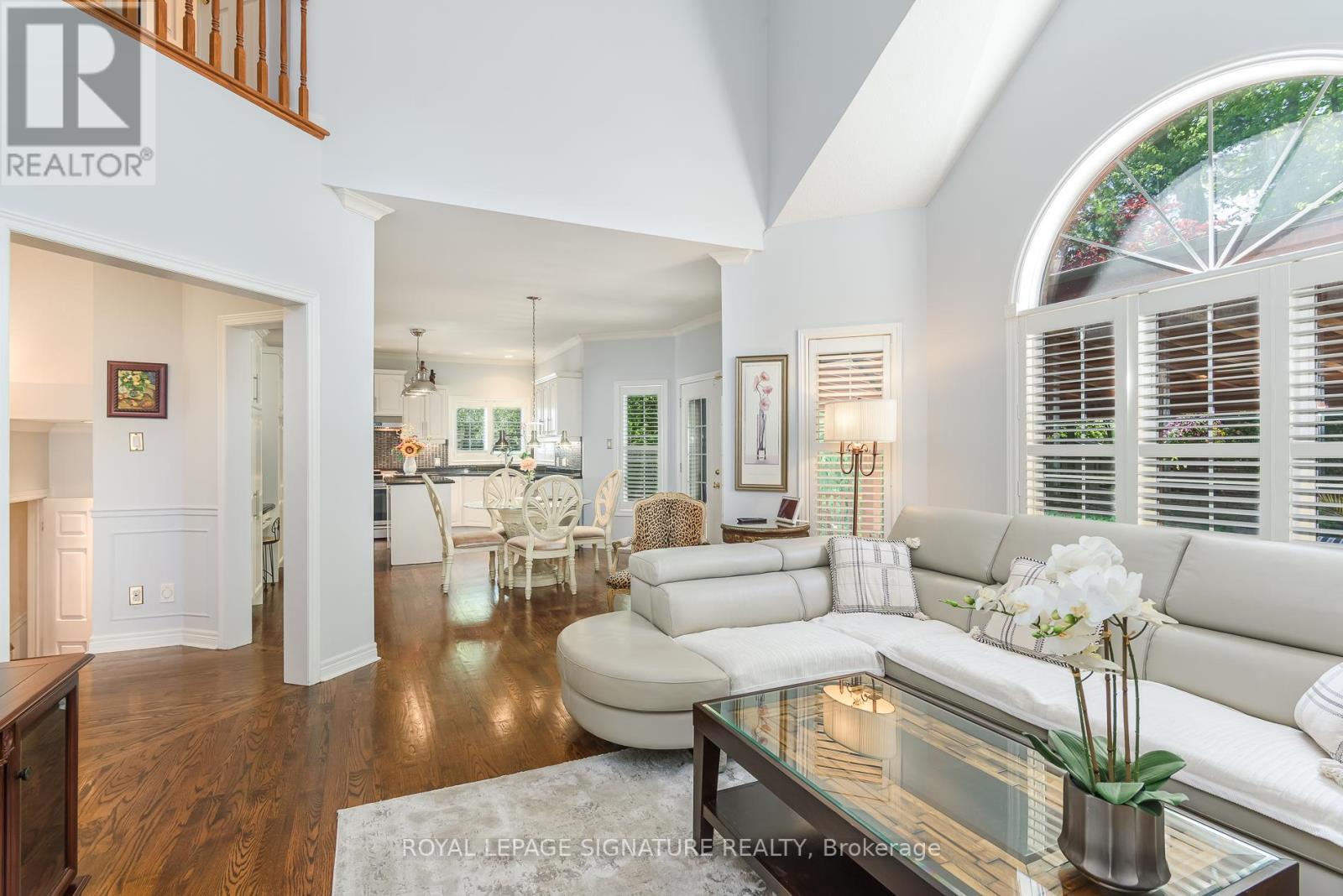 27 AUTUMN RIDGE TRAIL - 10