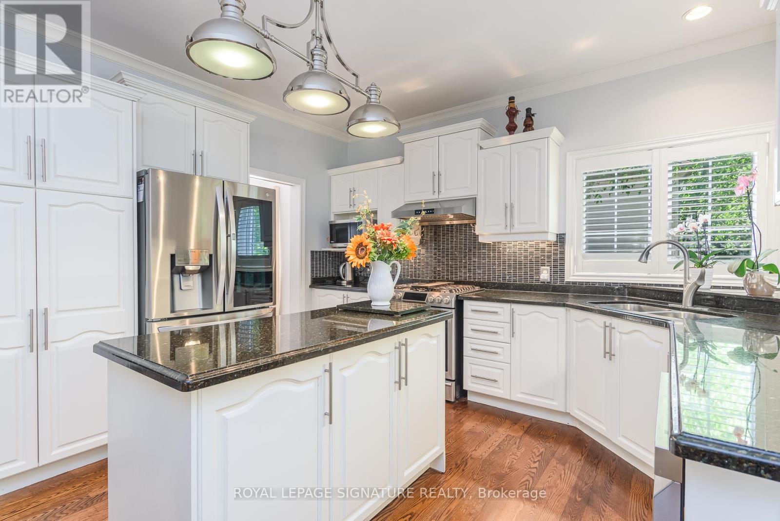 27 AUTUMN RIDGE TRAIL - 14