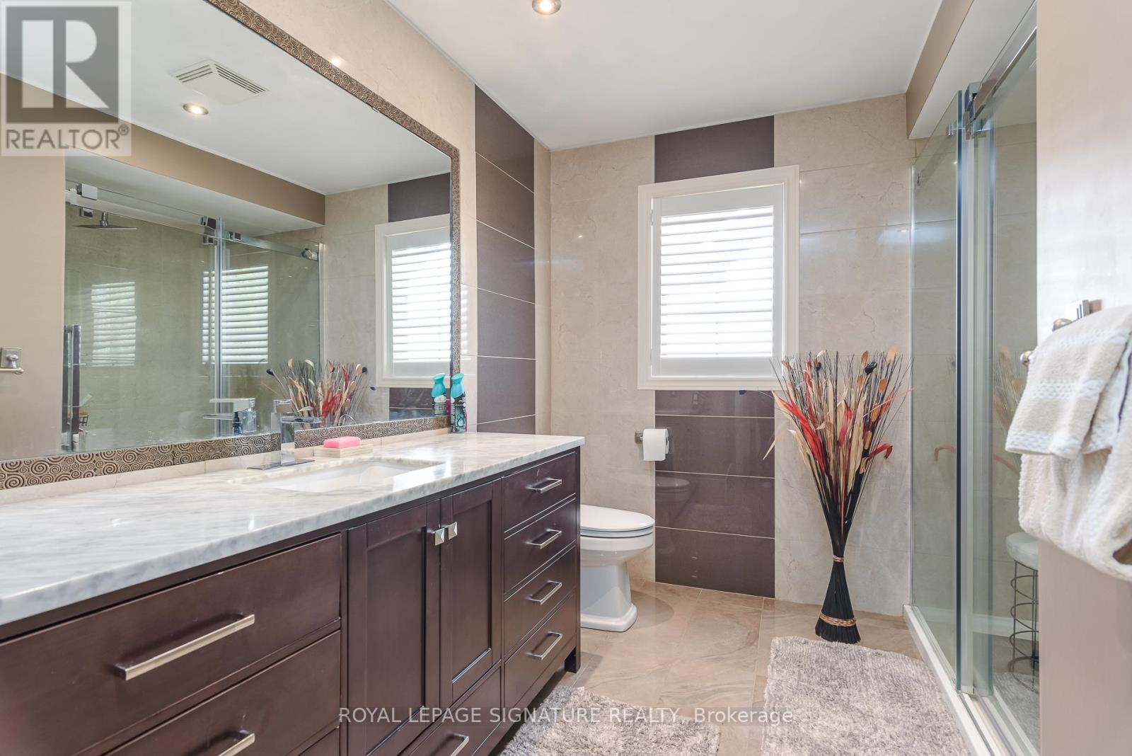 27 AUTUMN RIDGE TRAIL - 34