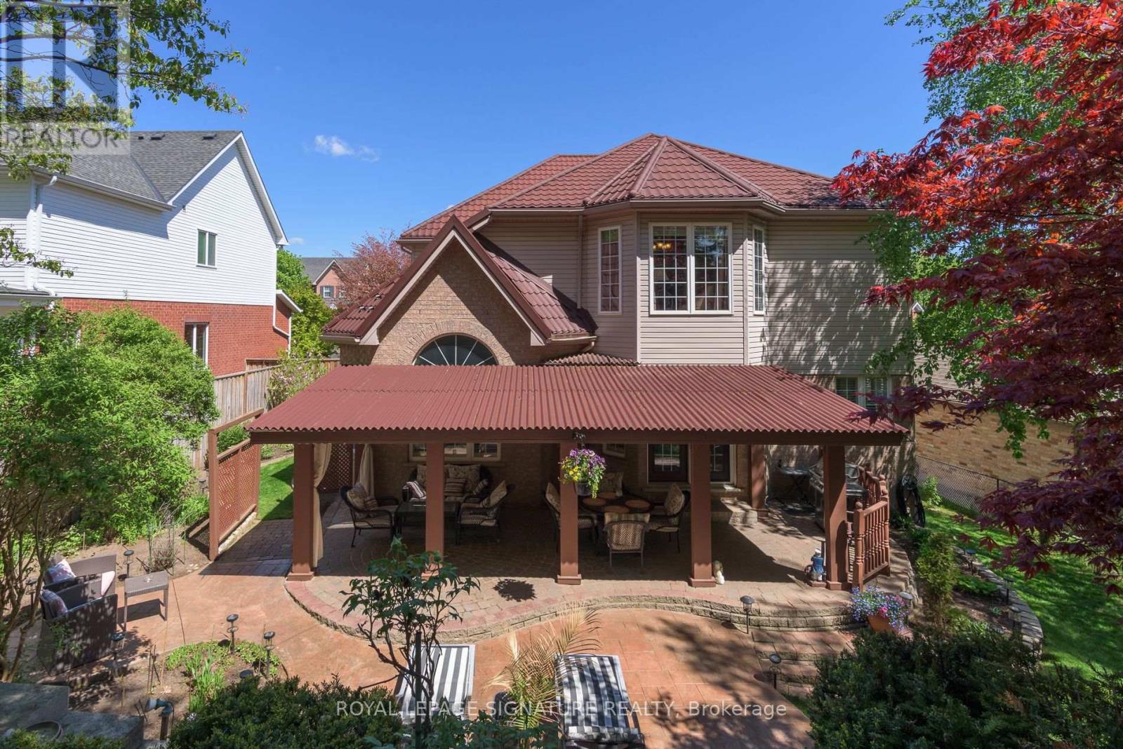 27 AUTUMN RIDGE TRAIL - 47