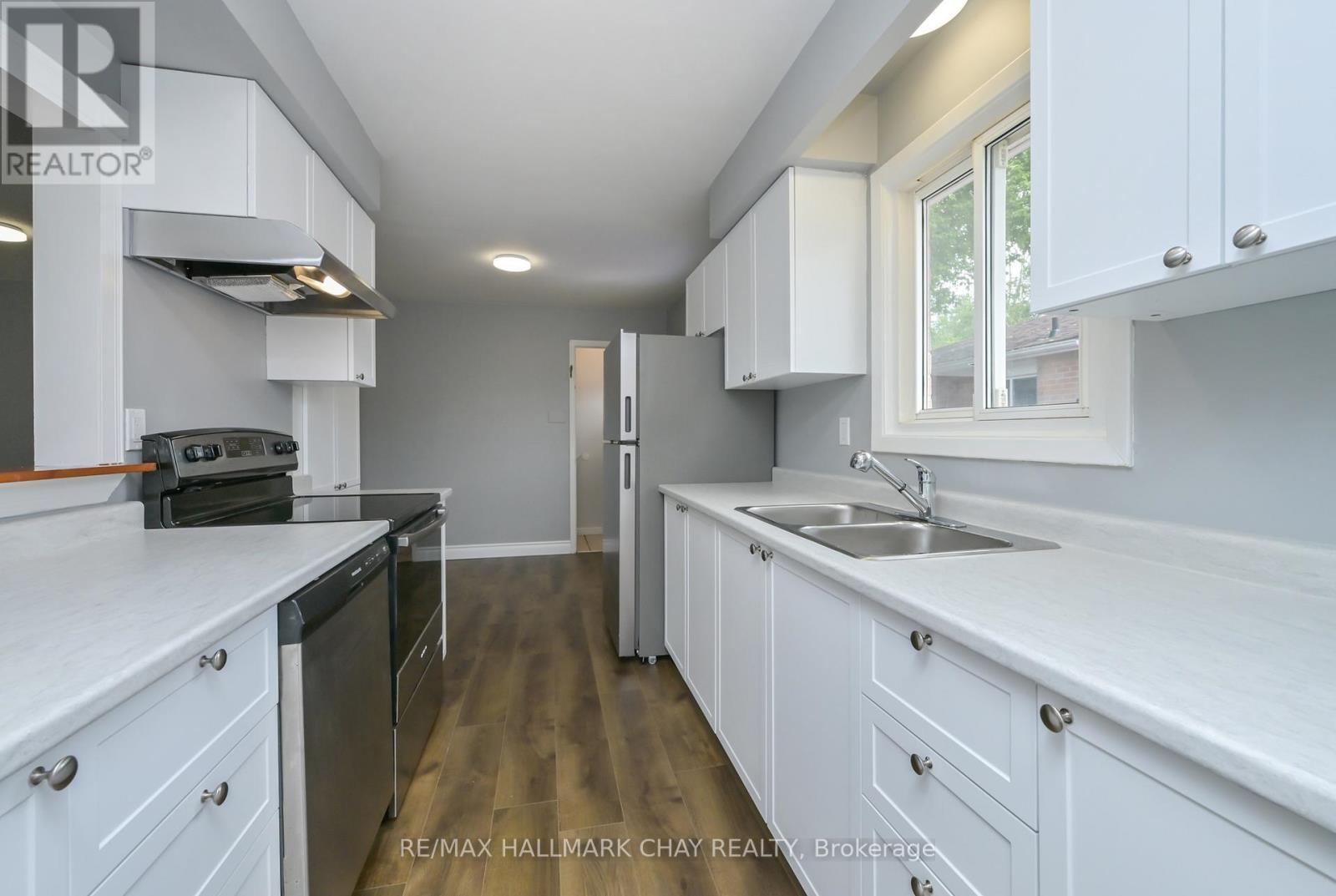 186 BEATTIE AVENUE - 4