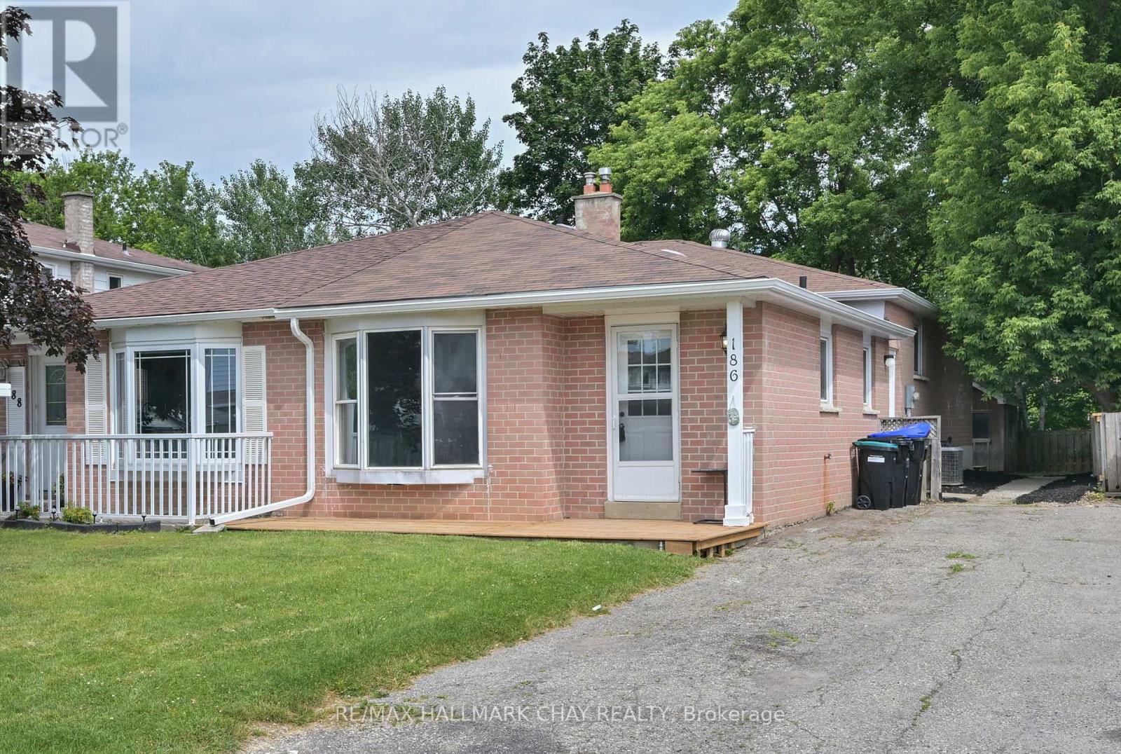 186 BEATTIE AVENUE - 1
