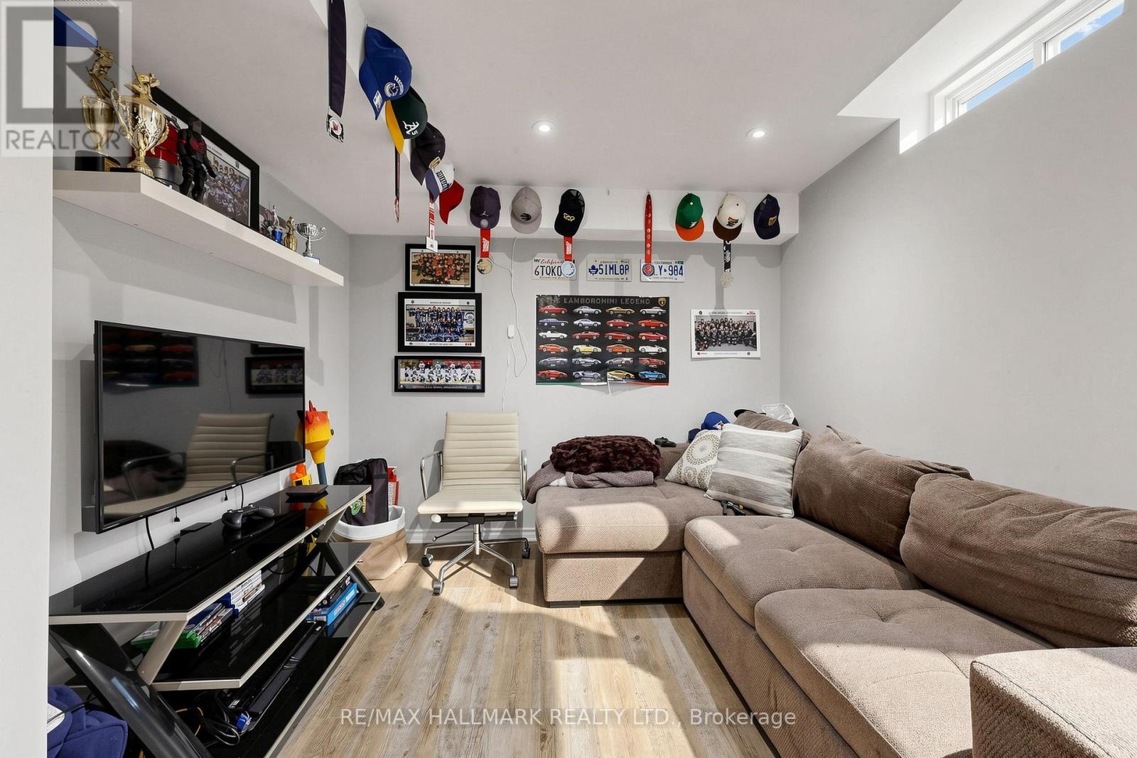 26 MERDOCK COURT - 25