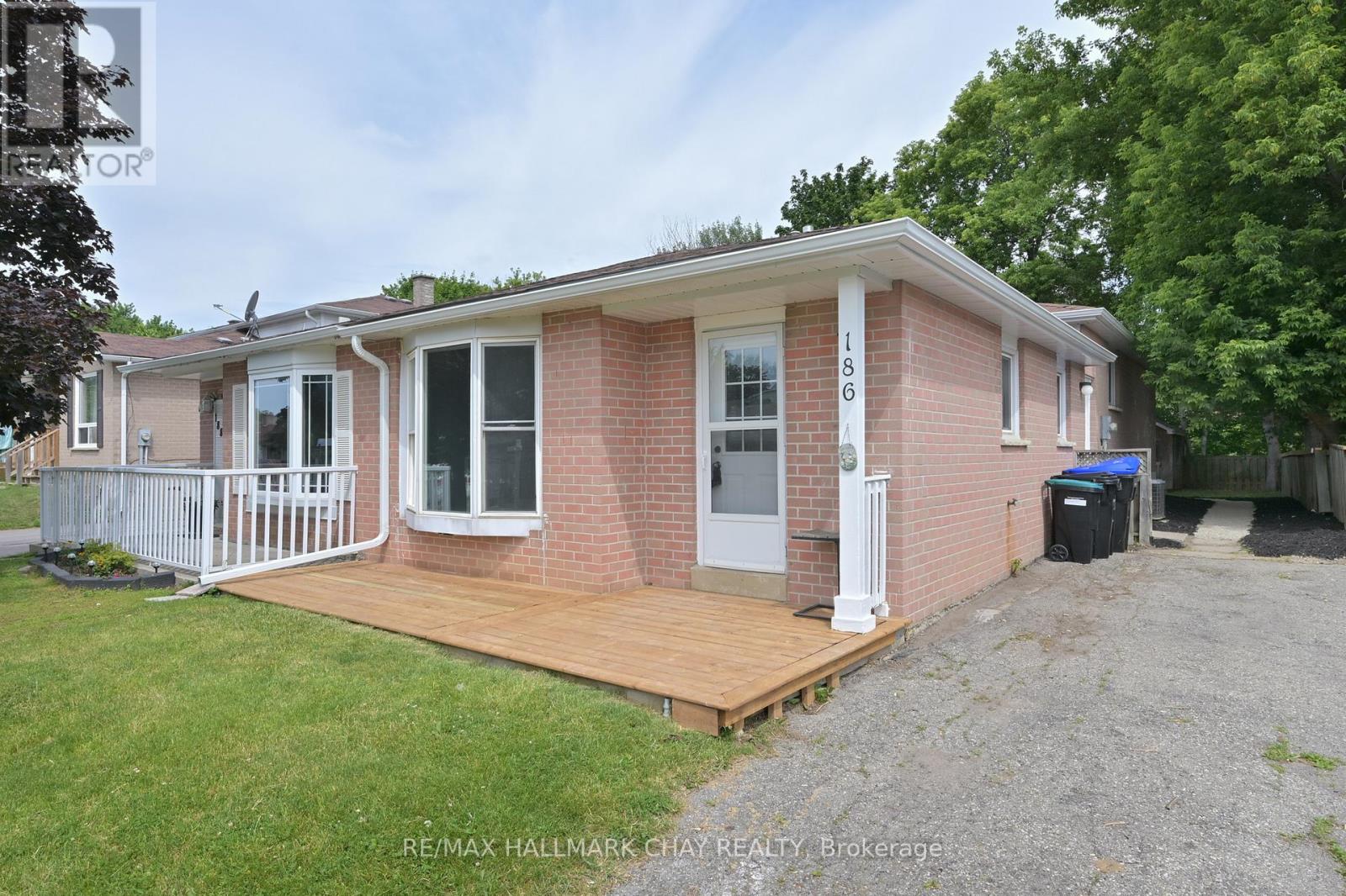 186 BEATTIE AVENUE - 2
