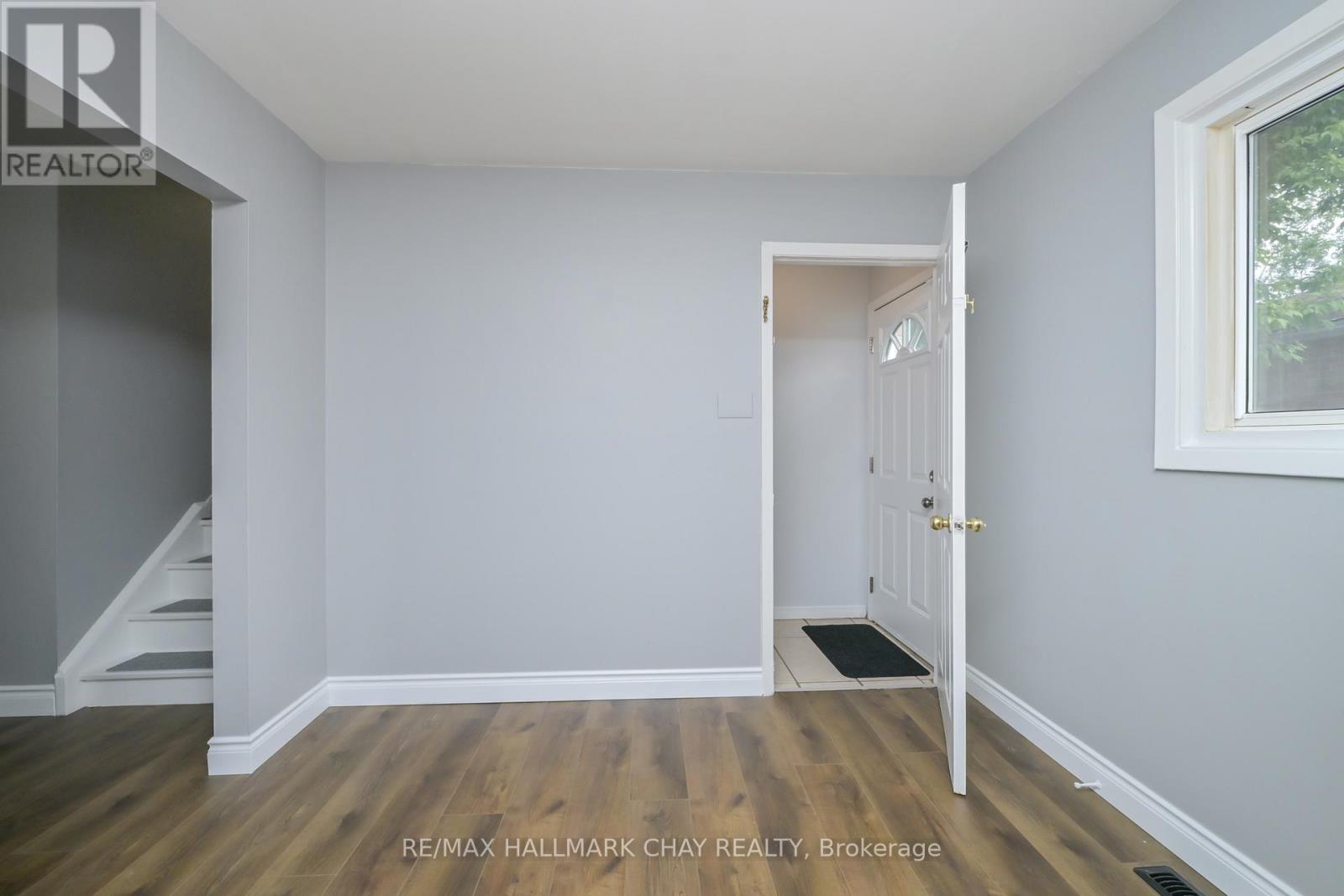 186 BEATTIE AVENUE - 8