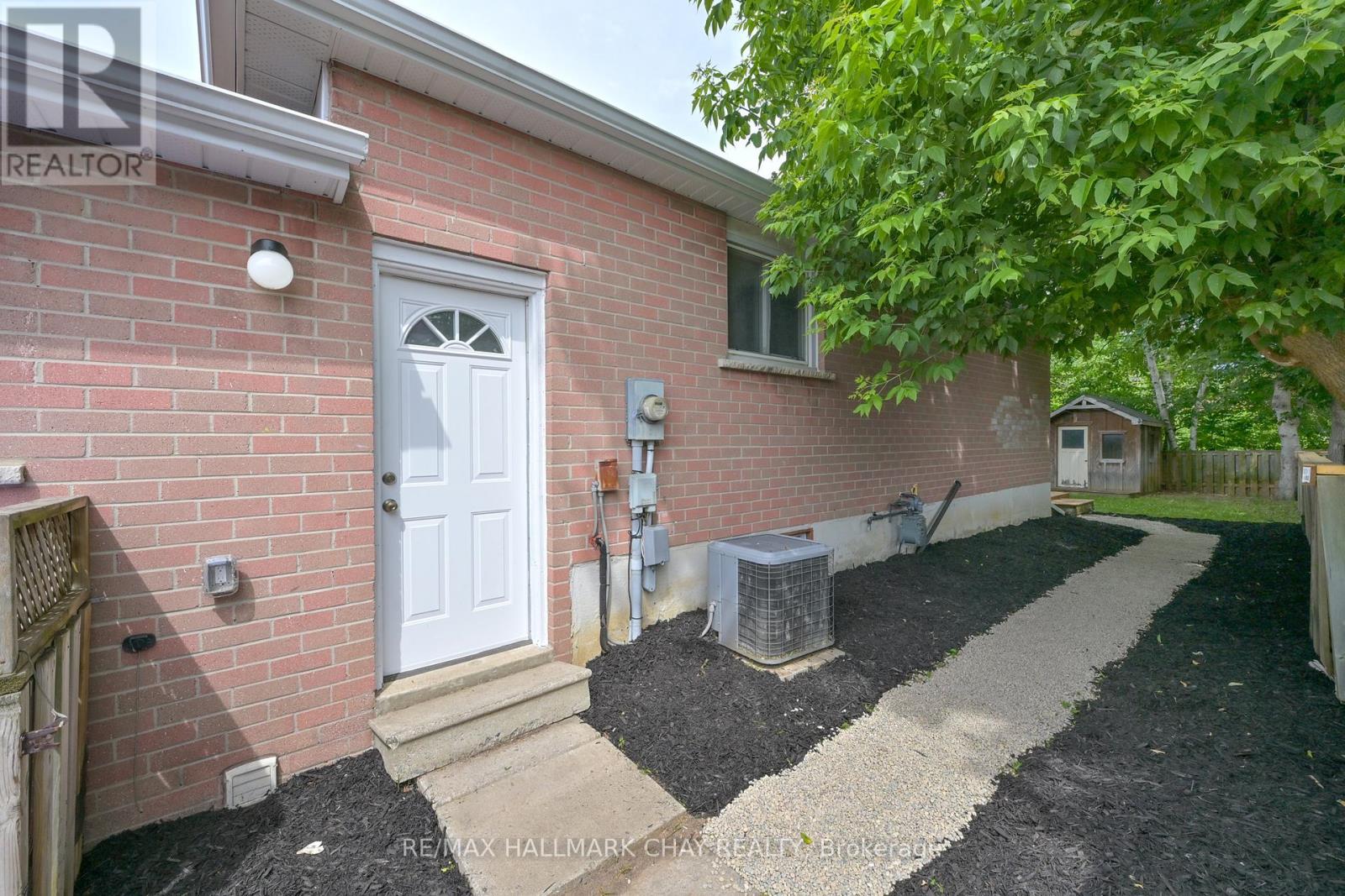 186 BEATTIE AVENUE - 28